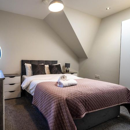 Three Bed Apartment Sleeps 5 In Botanic Belfast Eksteriør bilde