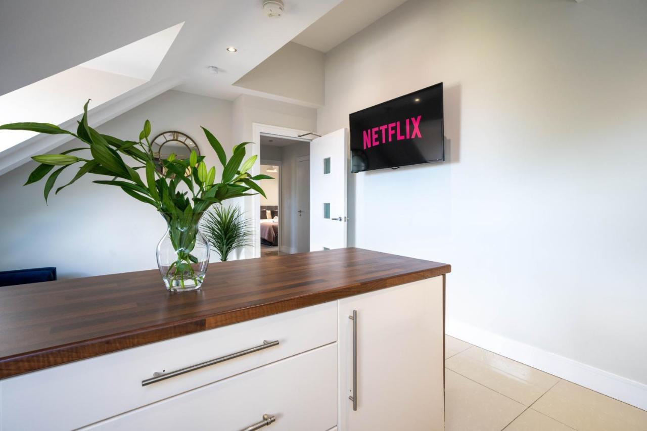 Three Bed Apartment Sleeps 5 In Botanic Belfast Eksteriør bilde
