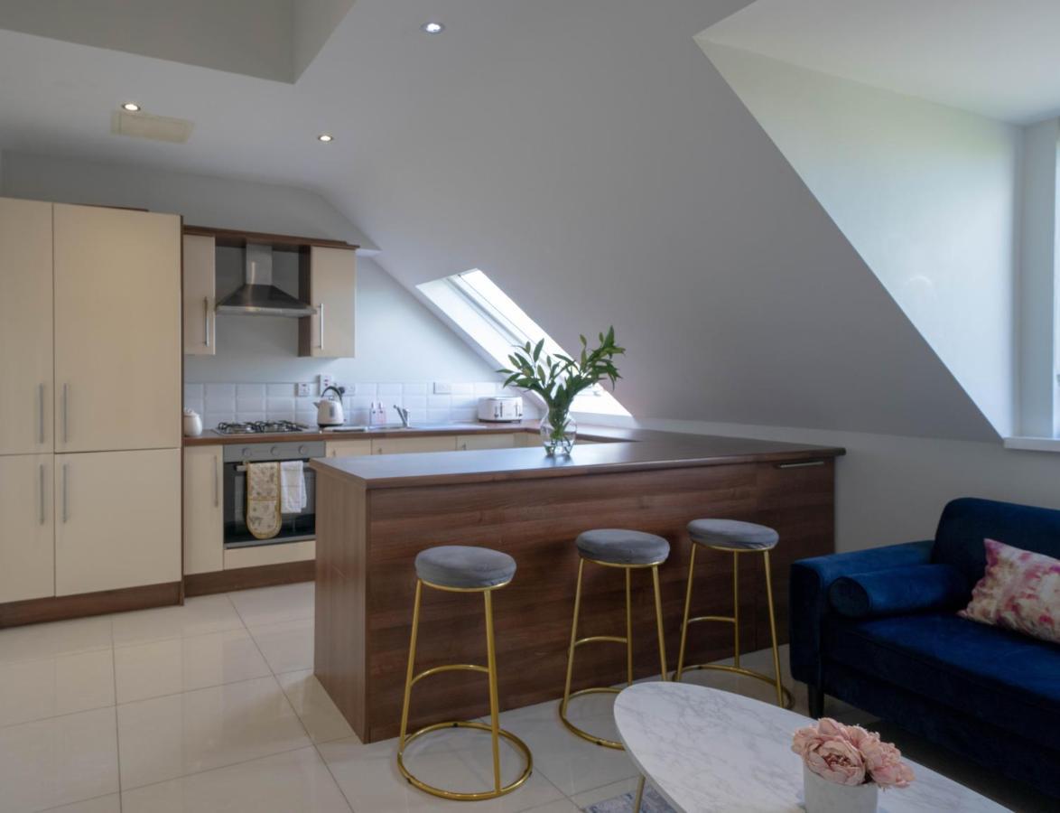 Three Bed Apartment Sleeps 5 In Botanic Belfast Eksteriør bilde